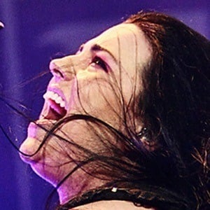 Amy Lee Headshot 7 of 10