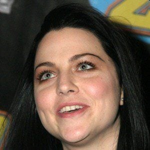 Amy Lee Headshot 9 of 10