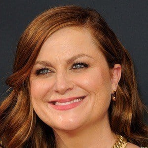 Amy Poehler Headshot 9 of 10