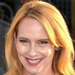 Amy Ryan Headshot 5 of 10