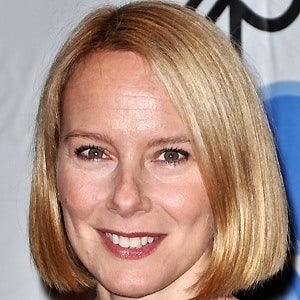 Amy Ryan Headshot 6 of 10