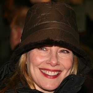 Amy Ryan Headshot 10 of 10