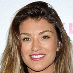 Amy Willerton Headshot 7 of 10