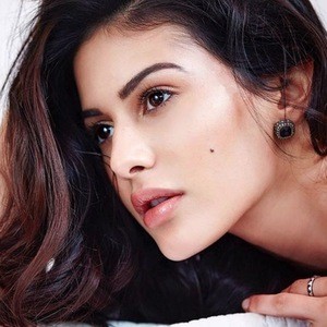 Amyra Dastur Headshot 4 of 6