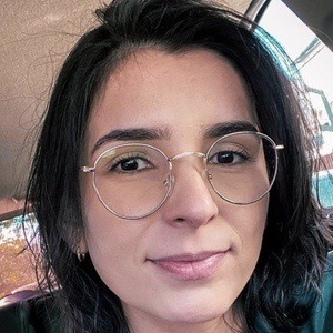 Ana Karoline Headshot