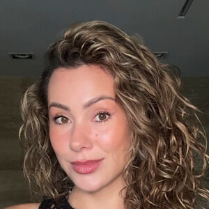 Ana Pacifico Headshot 3 of 4