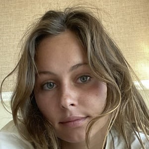 ana1princ3ss - Age, Family, Bio | Famous Birthdays
