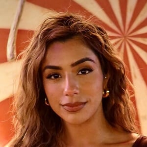 Anamika Dubb Headshot 3 of 7