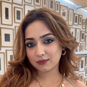 Anchal Bhardwaj Headshot 3 of 6