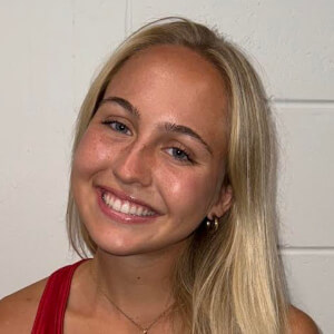 Andi Van Meter Headshot 5 of 6