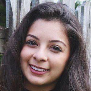 Andrea Jara Headshot