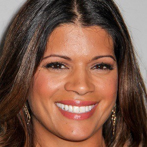 Andrea Navedo Headshot 10 of 10