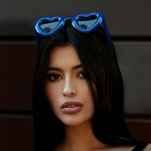 Andrea Victoria Lopez Headshot 5 of 8