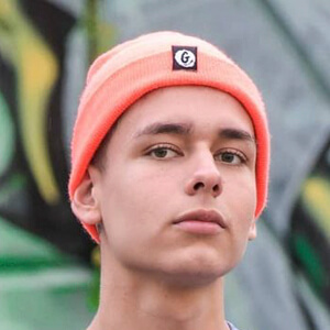 Andres Ibarra Headshot 3 of 6