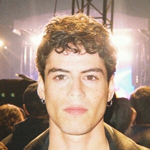 Andrik Alvarez Linaz Headshot 5 of 5