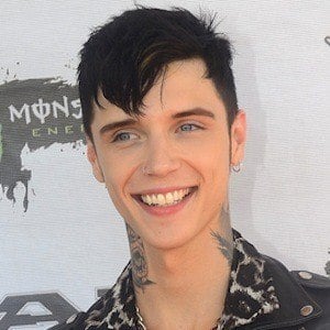 Andy Biersack Headshot 5 of 7