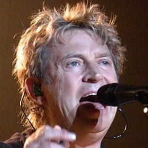Andy Summers - Bio, Family, Trivia | Famous Birthdays