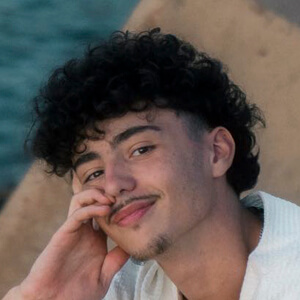 aness_bhd Headshot 2 of 3