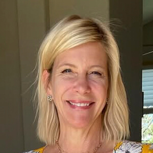 Angela Howenstein Headshot 3 of 6