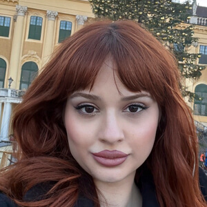 Angelica Bufolo Headshot 4 of 5