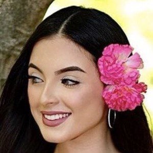 Angelina Victoria Headshot