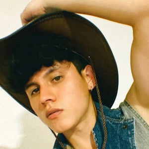 Angello Cossio Headshot 2 of 4