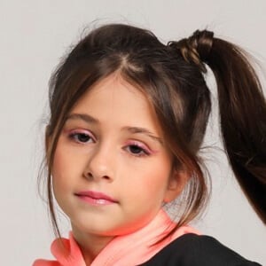 Aninha Moreno Headshot 3 of 6