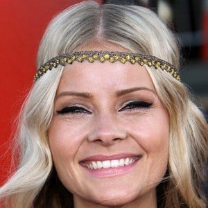 Anita Briem - Bio, Family, Trivia | Famous Birthdays