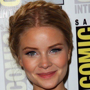 Anita Briem - Bio, Family, Trivia | Famous Birthdays