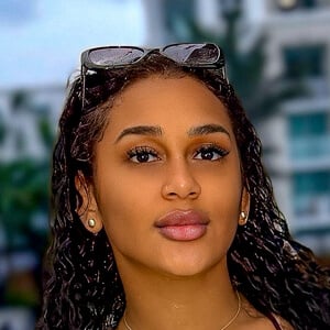 Anita Isabella Headshot 2 of 3