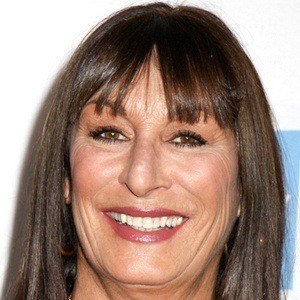 Anjelica Huston Headshot 6 of 8