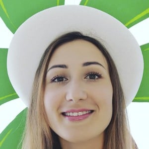 Anna Chi at age 30