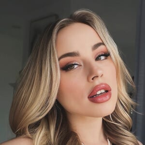 Anna Claire Clouds Headshot 6 of 10
