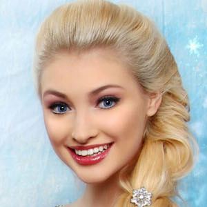 Anna Faith Headshot 3 of 8