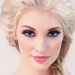 Anna Faith Headshot 6 of 8