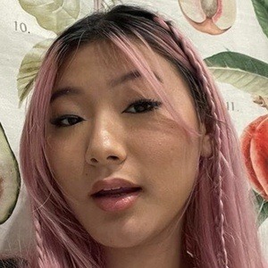 Anna Fujii Headshot 4 of 7