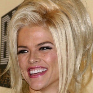 Anna Nicole Smith at age 37