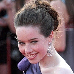 Anna Popplewell at age 19