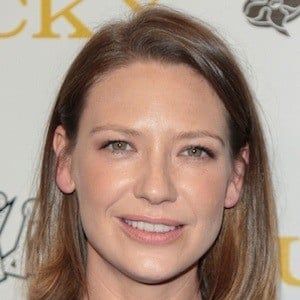 Anna Torv Headshot 6 of 6