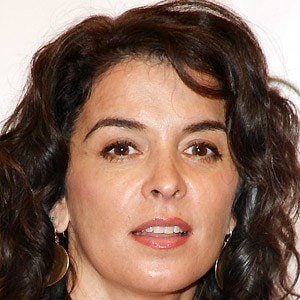 Annabella Sciorra - Bio, Family, Trivia | Famous Birthdays