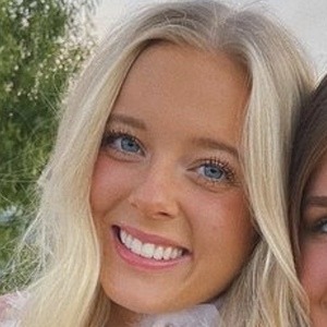 Annabelle Ham Headshot 6 of 10