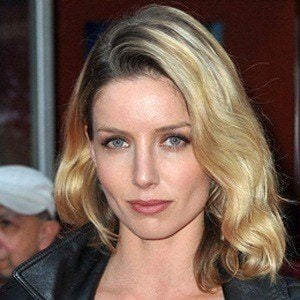 Annabelle Wallis Headshot 9 of 10