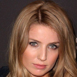 Annabelle Wallis Headshot 10 of 10