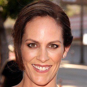 Annabeth Gish Headshot 8 of 10