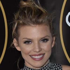 AnnaLynne McCord Headshot 10 of 10