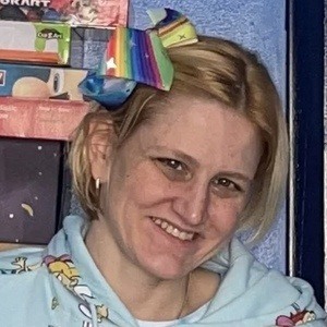 AnnieTheNickKid Headshot 9 of 14