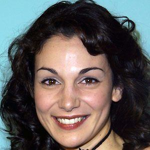 Annie Parisse - Bio, Family, Trivia | Famous Birthdays