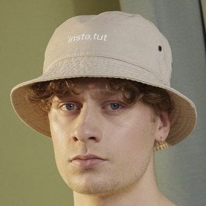 Antoine Olivier Pilon Headshot 8 of 10
