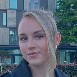 Antonia Fabienne Headshot 4 of 4