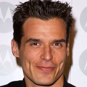 Antonio Sabato Jr. Headshot 4 of 5